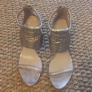 Cole Haan 💥 Heels